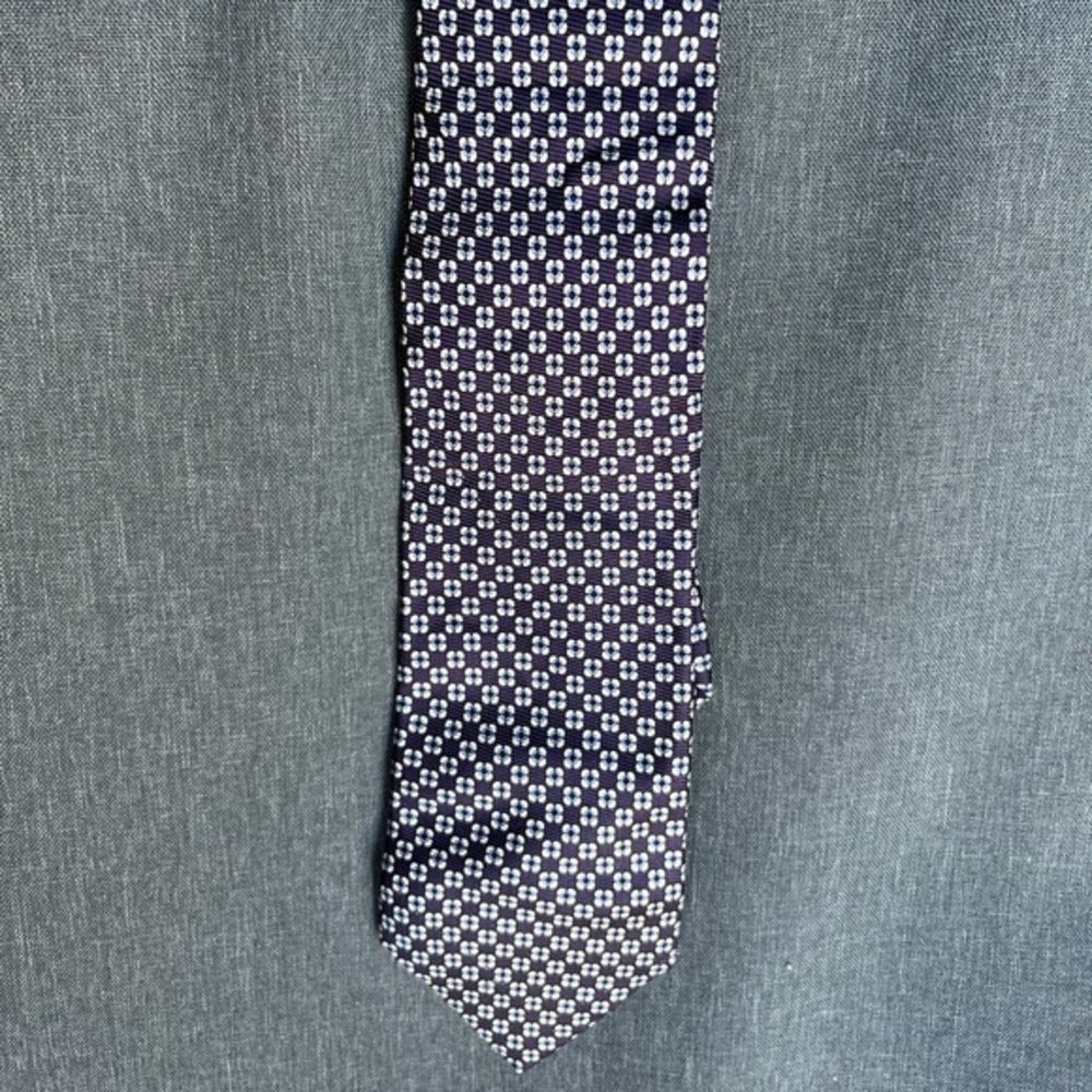 Jos A Banks Blue Diamond Silk Tie